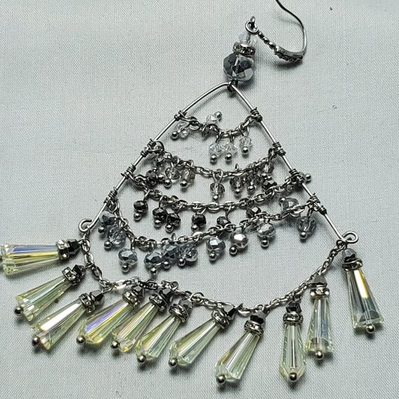 ALI KHAN silver waterfall chandelier earring - Picture 4 of 8